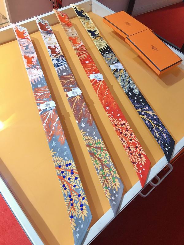 Hermes silk ribbon 5X86cm E011028